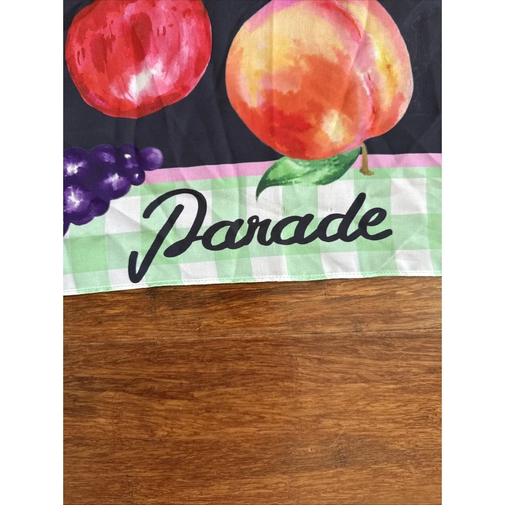 Parade square scarf